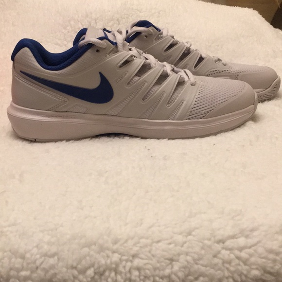 Nike Other - NIKE AIR ZOOM PRESTIGE HC